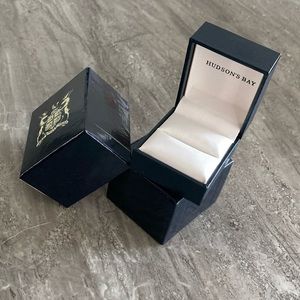 Hudson’s Bay Authentic Ring Empty Jewelry Box, Black